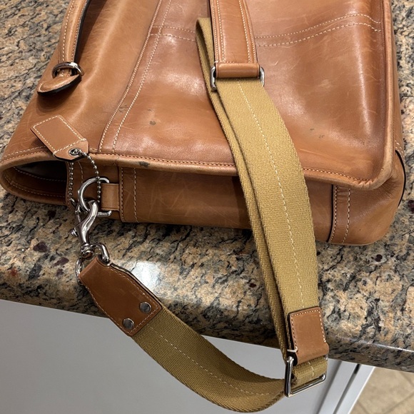 Vintage Coach Tan Leather Briefcase Messenger Bag Turnlock Laptop Bag - Picture 7 of 12